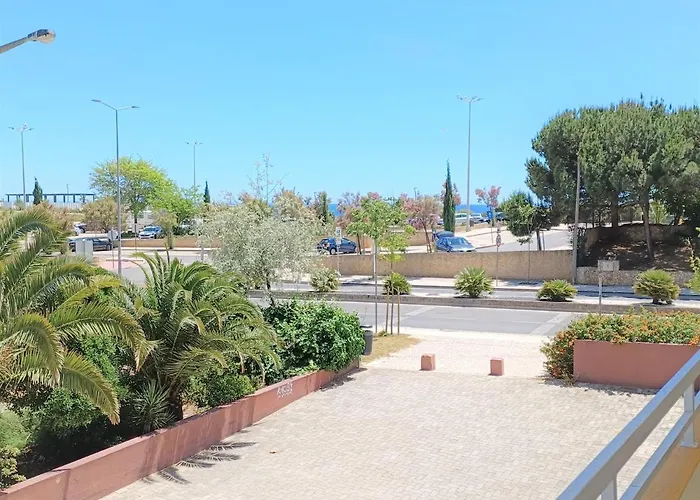 Castelos Beach Apartment 1