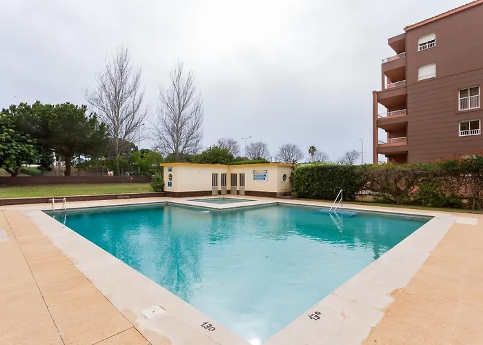Castelos Beach Apartment 1