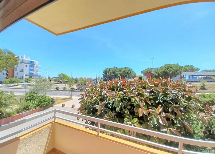 Castelos Beach Apartment 1